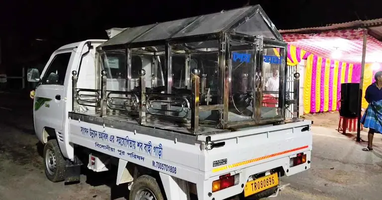 মরদেহবাহী গাড়ি